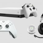 Il bianco conquista Xbox One X e l’Elite Controller
